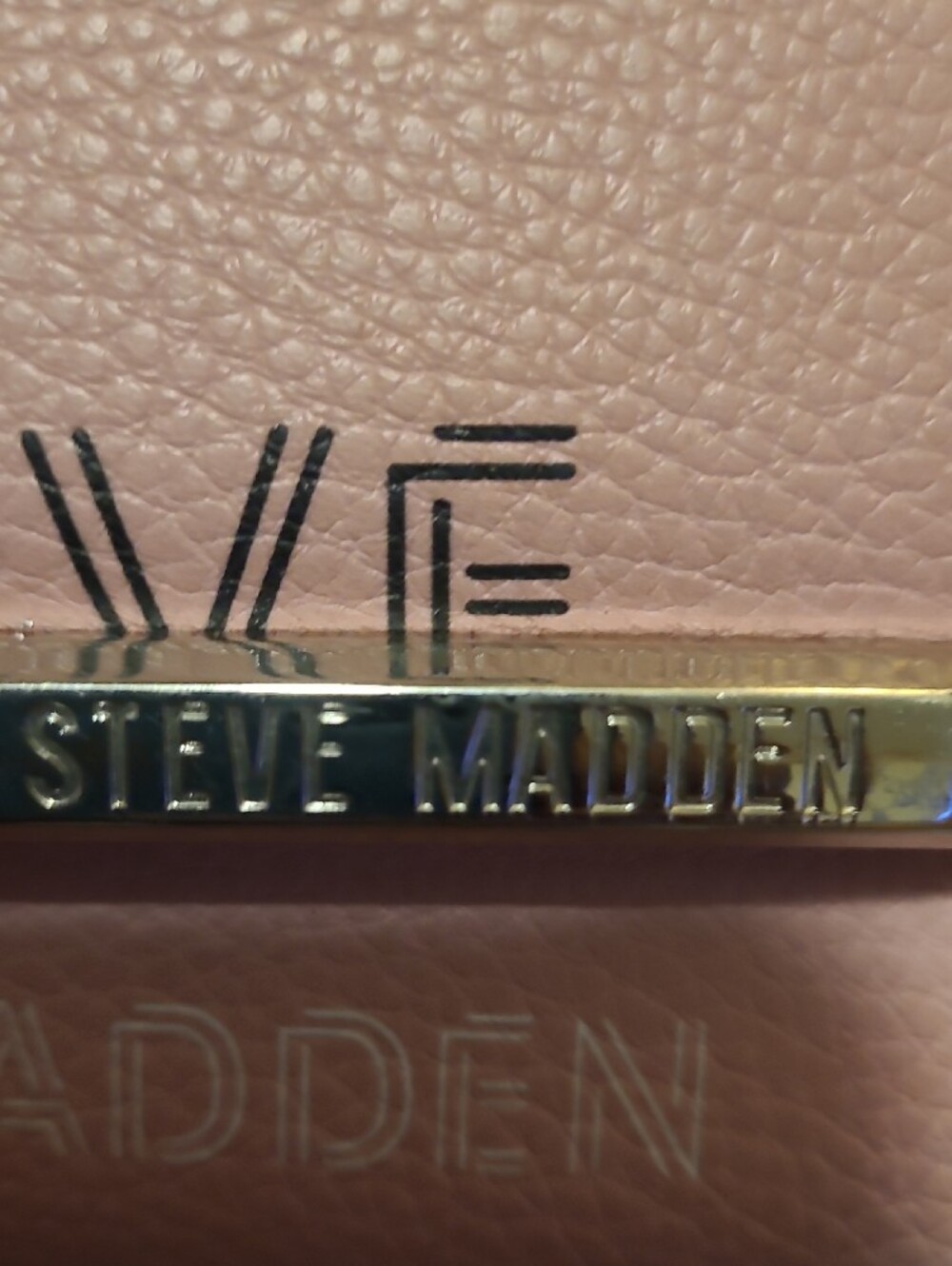 Steve Madden Blush Pink Logo Fold-Over Wallet - Picture 2 of 7